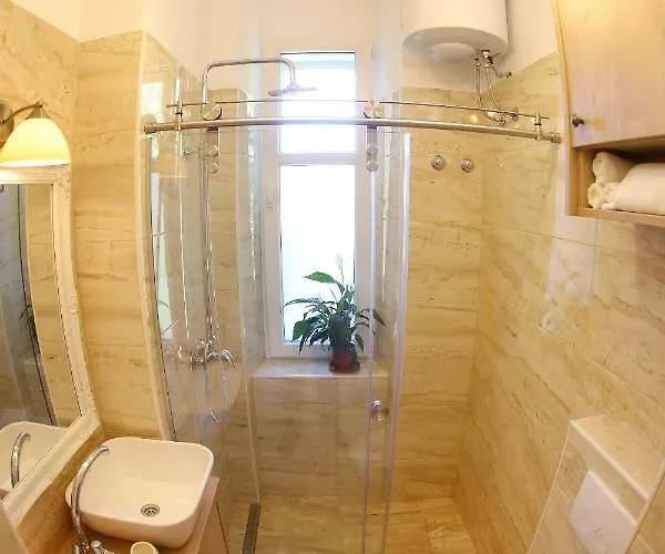 아파트 아파트먼트 야스나